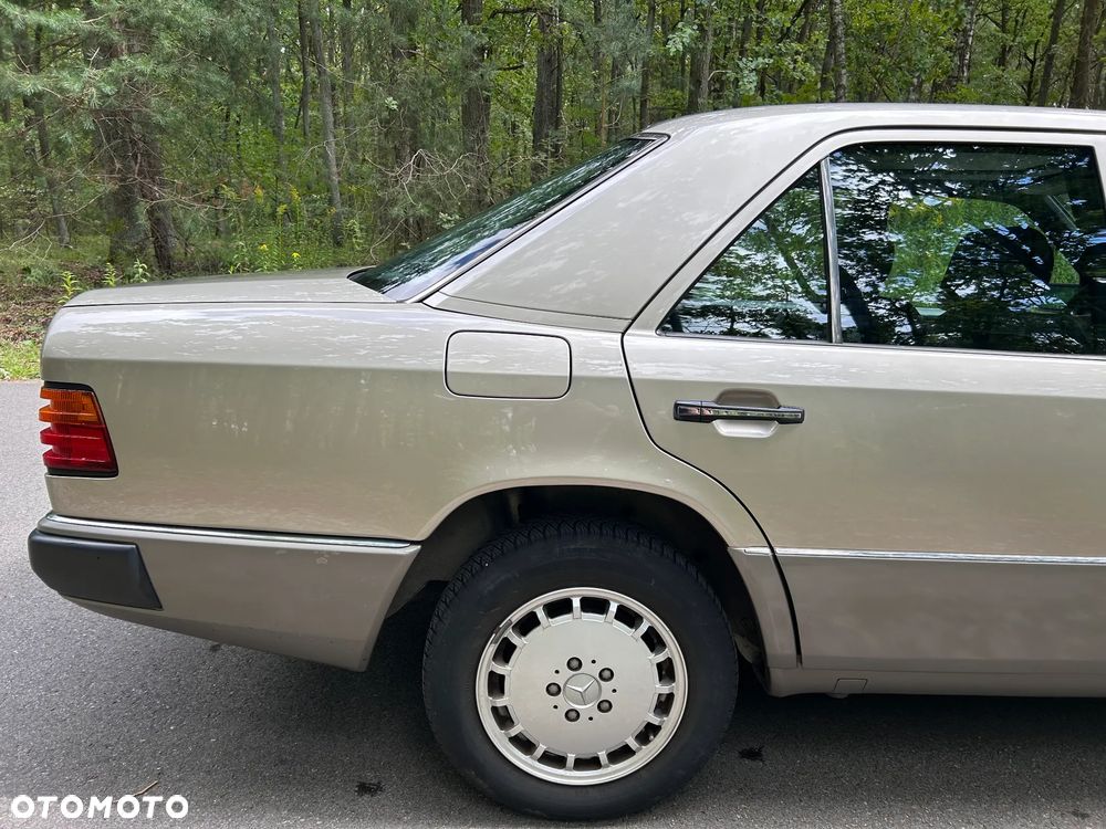 Mercedes-Benz W124 (1984-1993) - 10