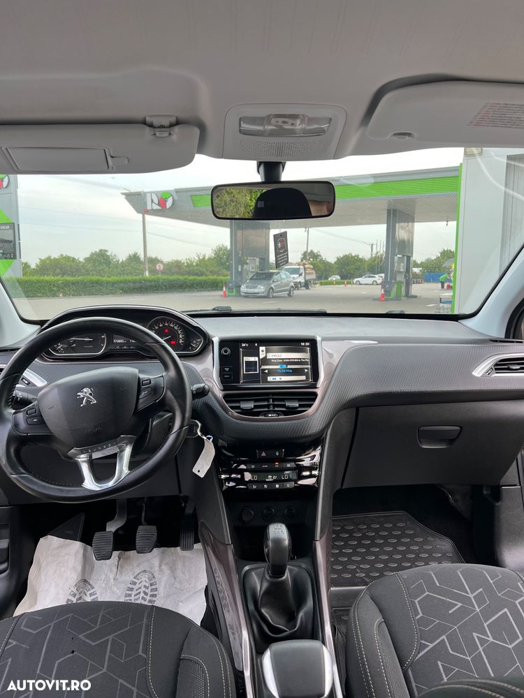 Peugeot 2008 1.2 VTi Active - 13