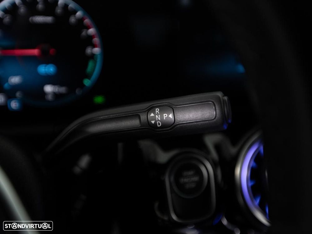 Mercedes-Benz GLA 250 e Progressive - 17