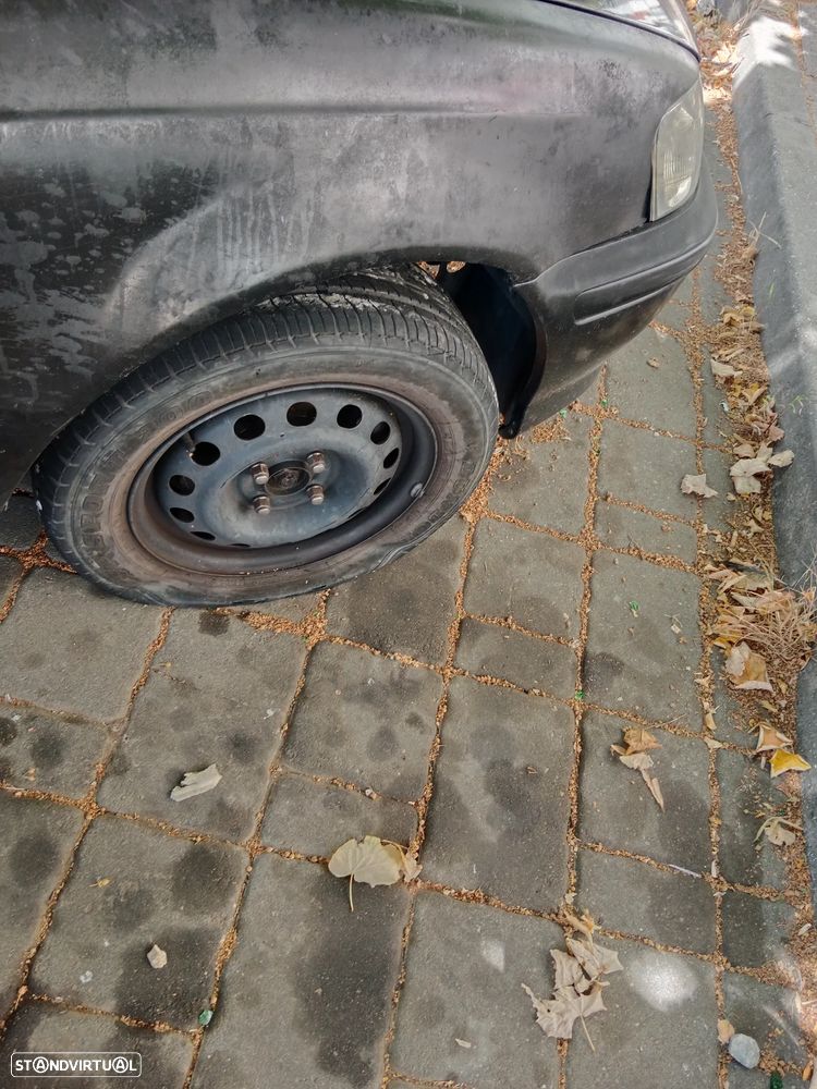 Honda Civic 1.6 LS - 5