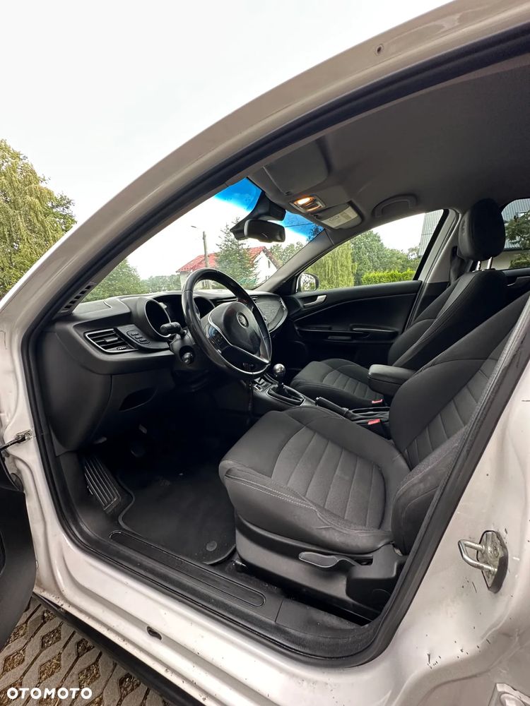 Alfa Romeo Giulietta 1.4 TB MultiAir - 10