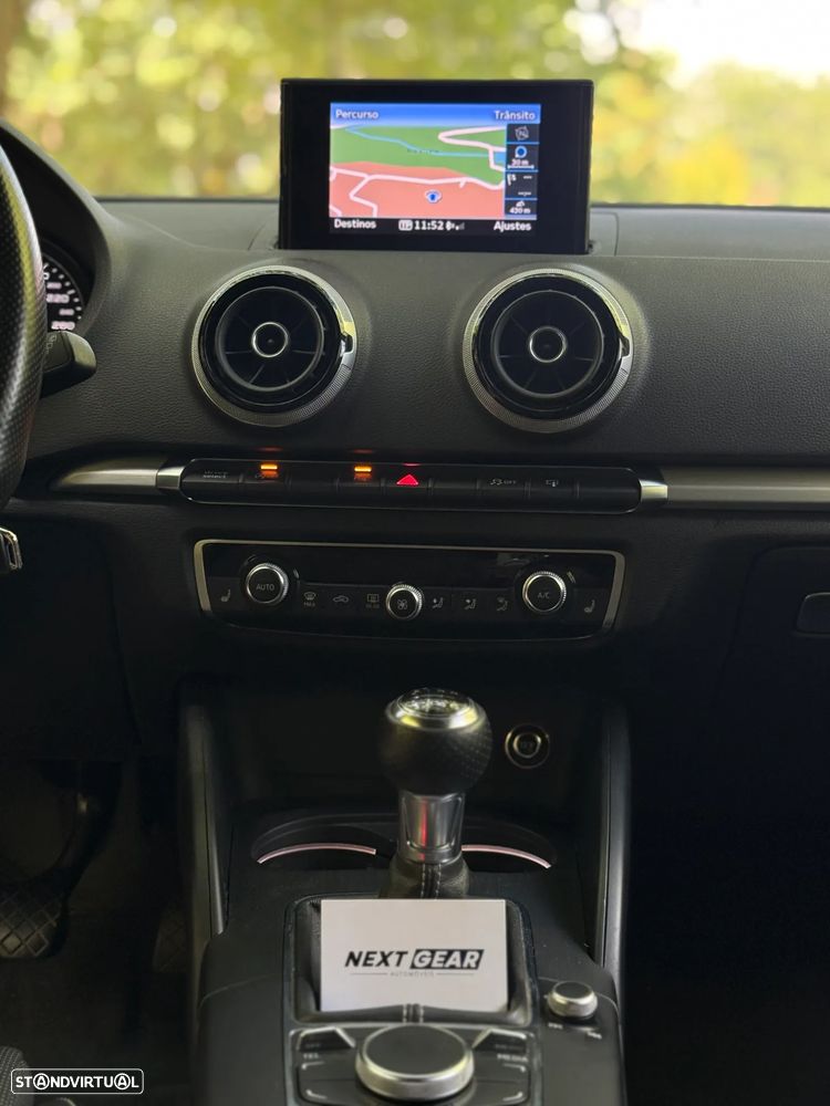 Audi A3 1.6 TDI S-line - 13