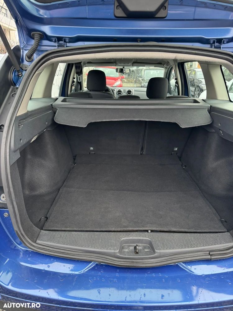DACIA Logan 2013 — imagine 11