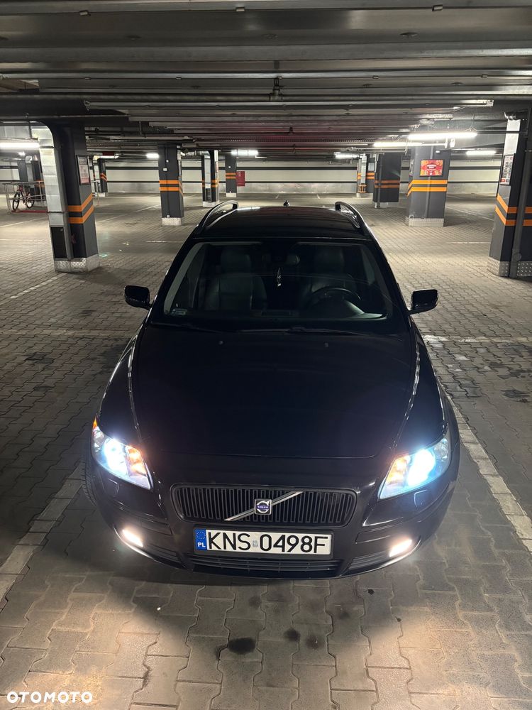 Volvo V50 - 1