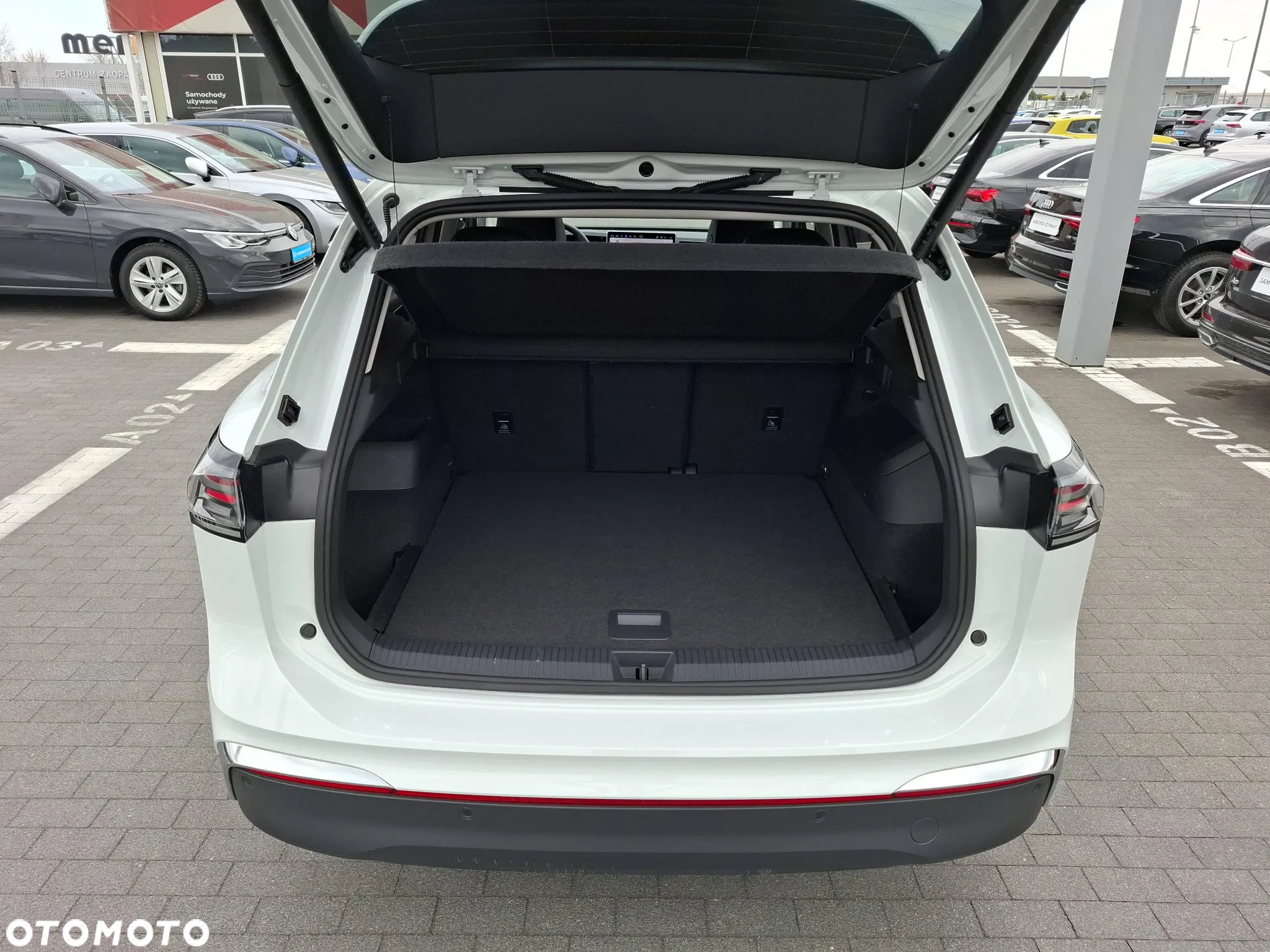 Volkswagen Tiguan 2.0 TDI SCR Elegance DSG - 9