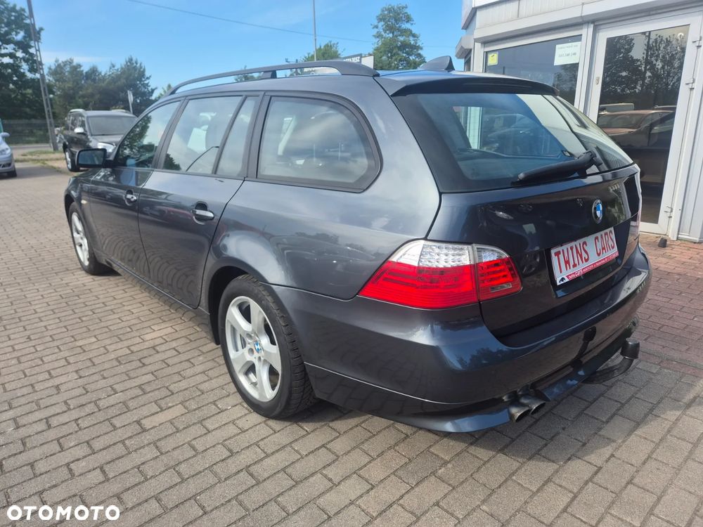 BMW Seria 5 525i - 7