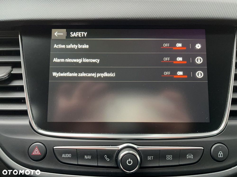 Opel Crossland X - 35