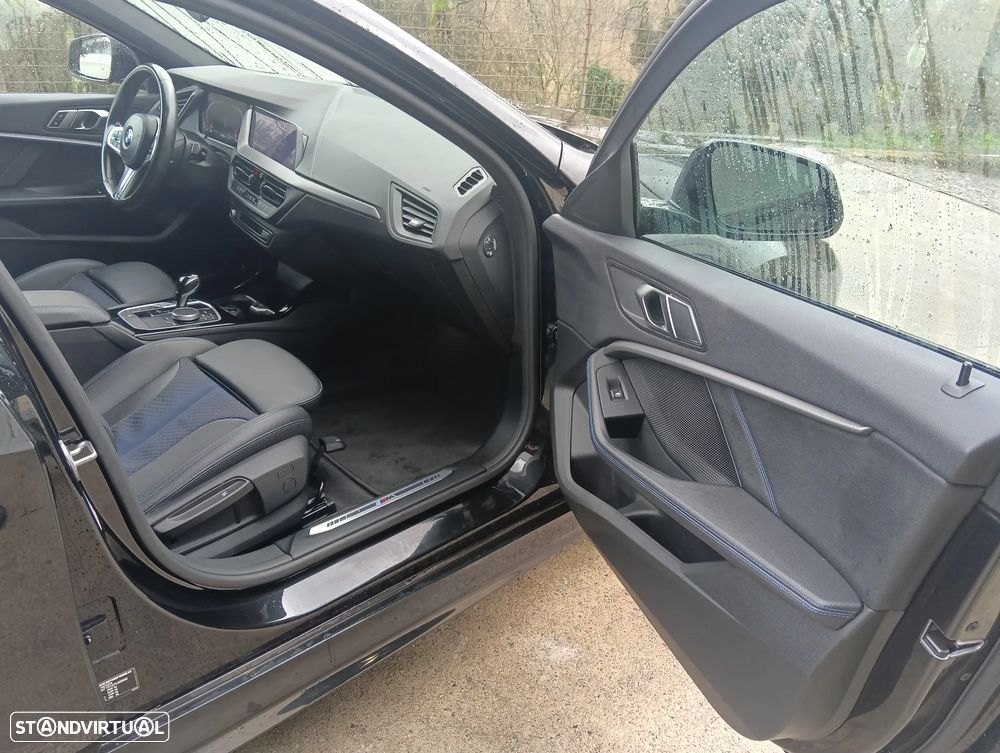 BMW 116 d Pack Desportivo M Auto - 17