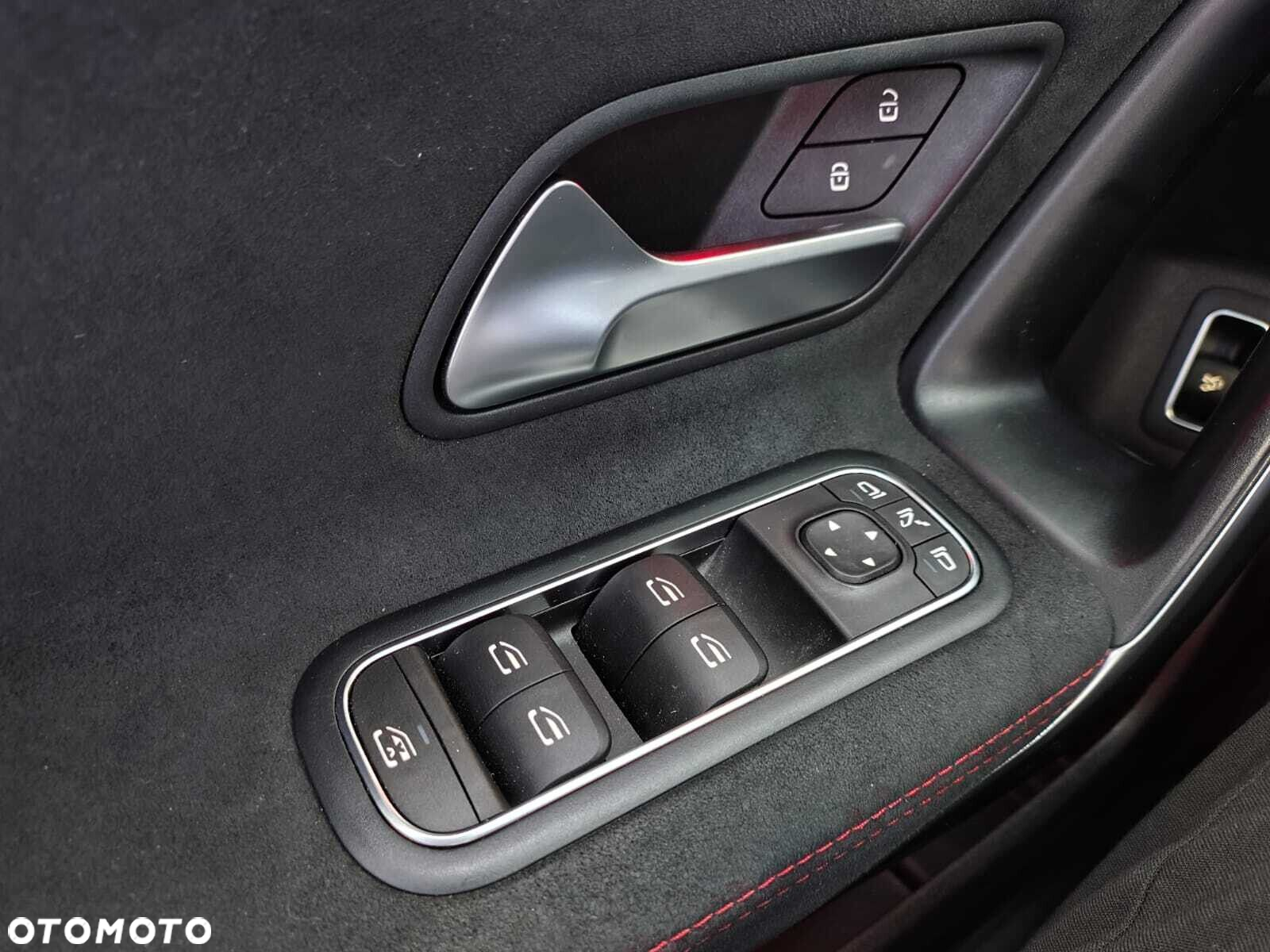 Mercedes-Benz Klasa A 200 AMG Line 7G-DCT - 12