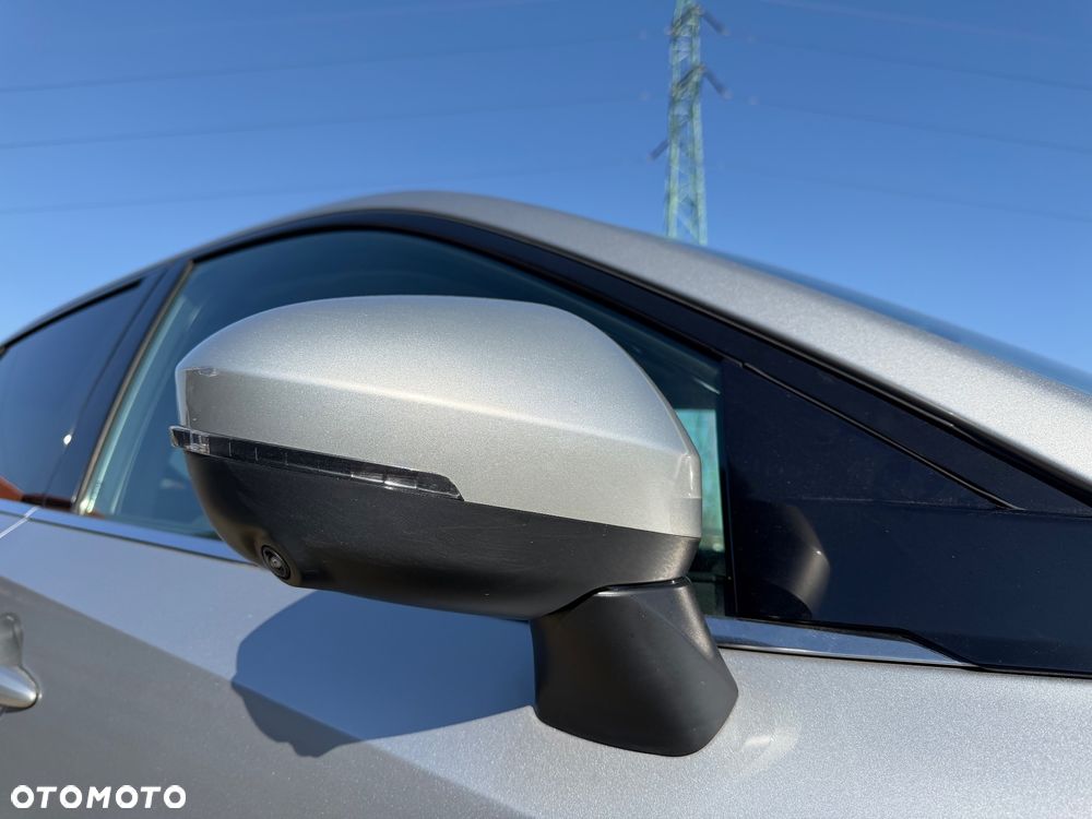 Nissan Qashqai 1.3 DIG-T N-Connecta EU6d - 18