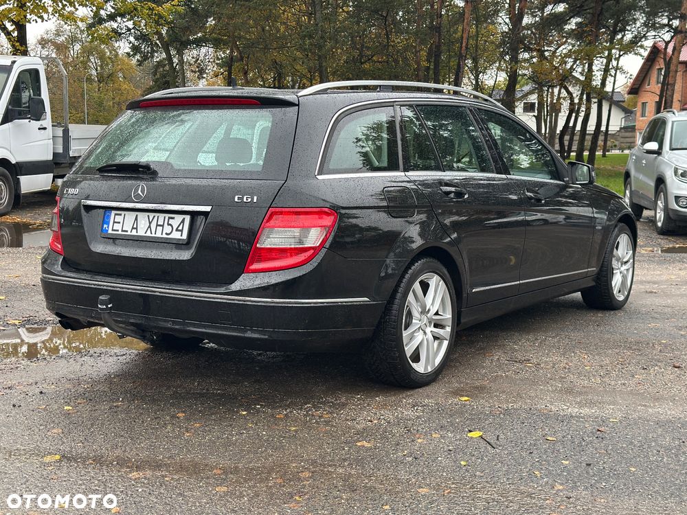 Mercedes-Benz Klasa C 180 T BlueEFFICIENCY 7G-TRONIC Avantgarde - 7