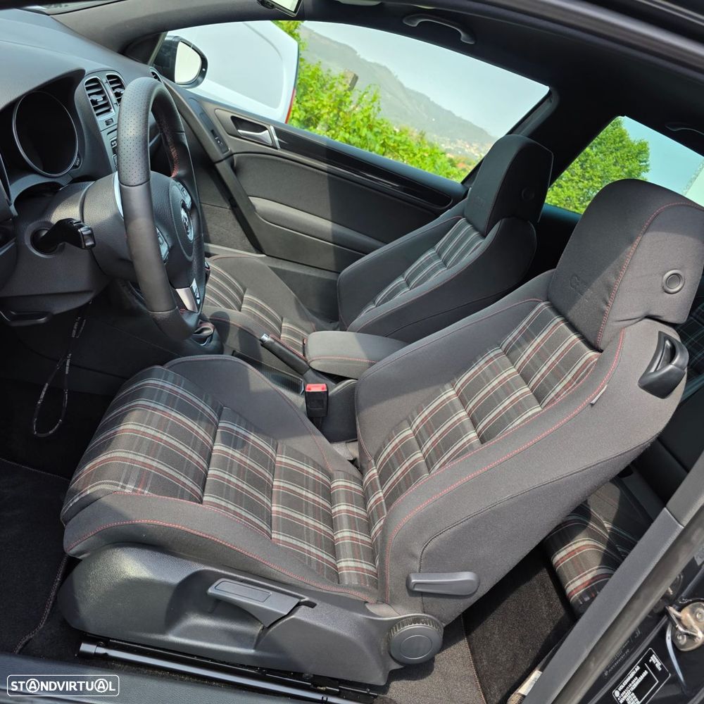 VW Golf 2.0 TSi GTI - 30