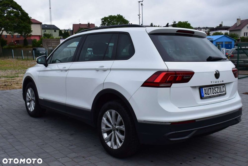 Volkswagen Tiguan - 9