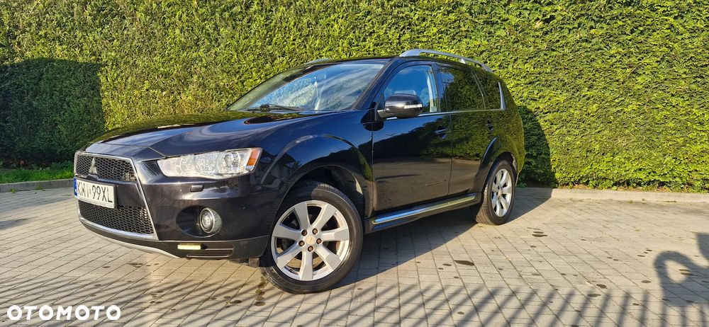 Mitsubishi Outlander 2.0 DID Intense + - 9