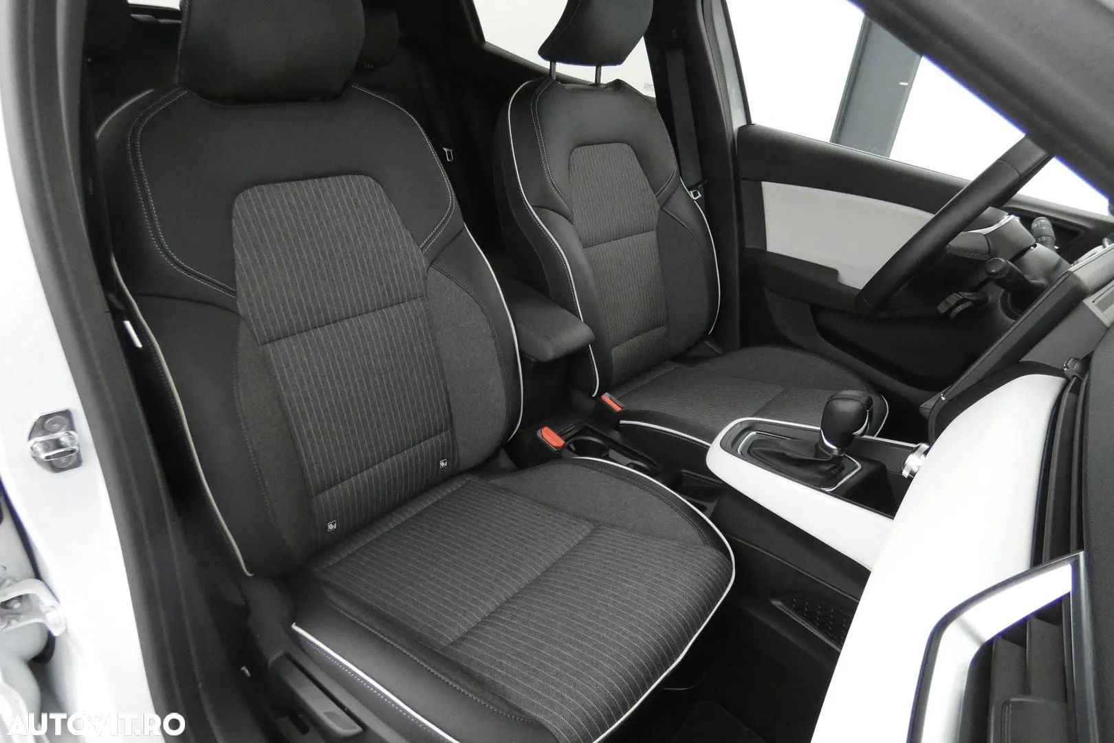 Renault Clio V E-Tech full hybrid 145 Techno - 2