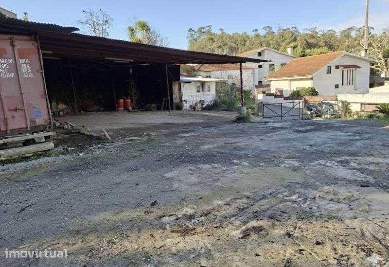 Terreno para estaleiro com contentores - Grande imagem: 2/12