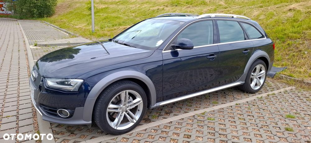 Audi A4 Allroad - 1
