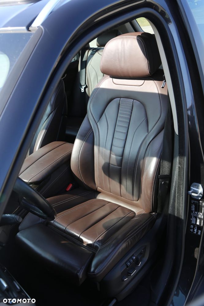 BMW X5 xDrive30d - 16