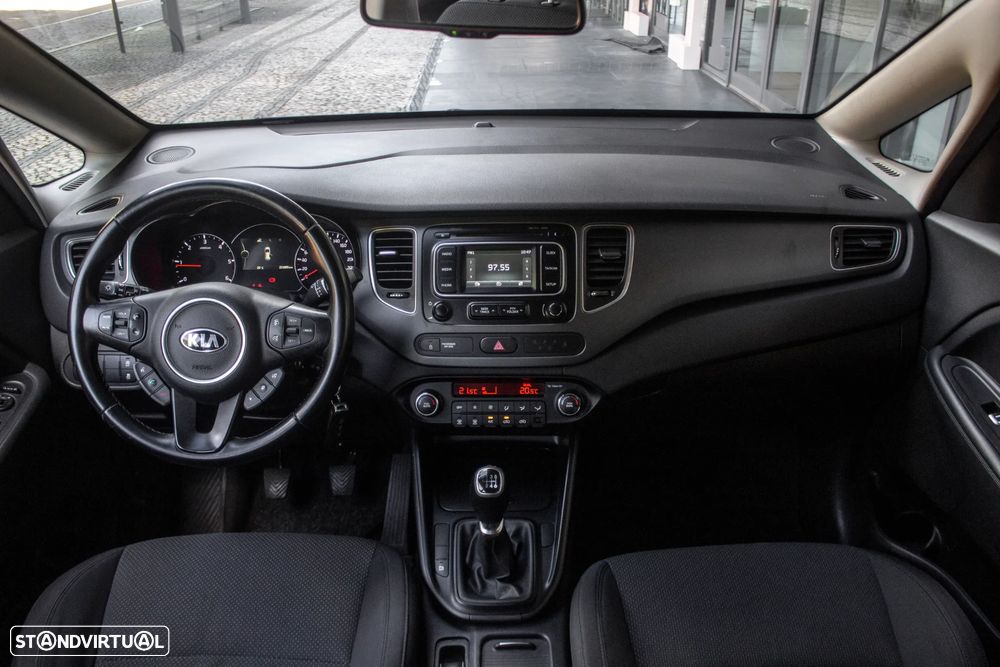 Kia Carens 1.7 CRDi ISG TX - 32