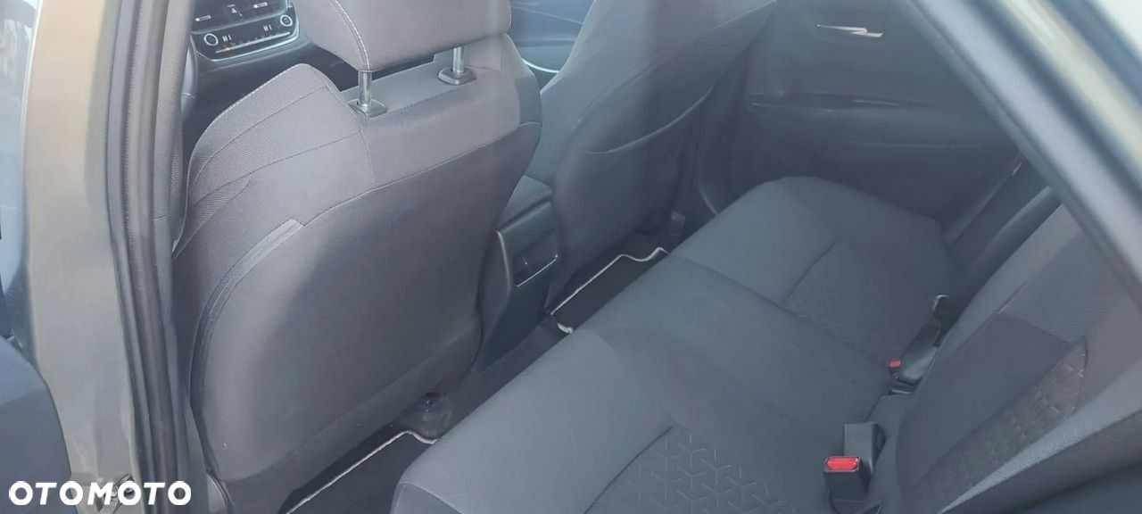 Toyota Corolla 1.8 Hybrid Comfort - 15