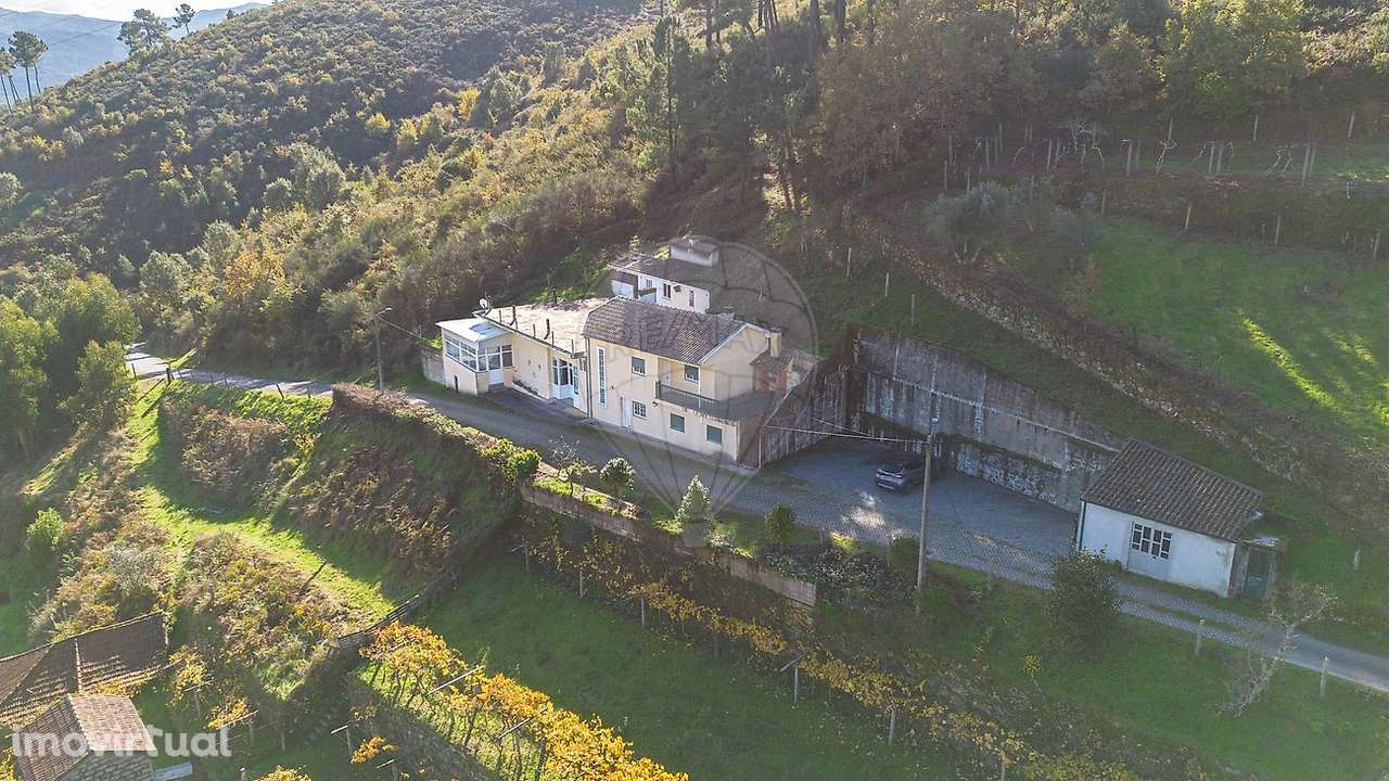 Moradia T2 para venda - Grande imagem: 2/40