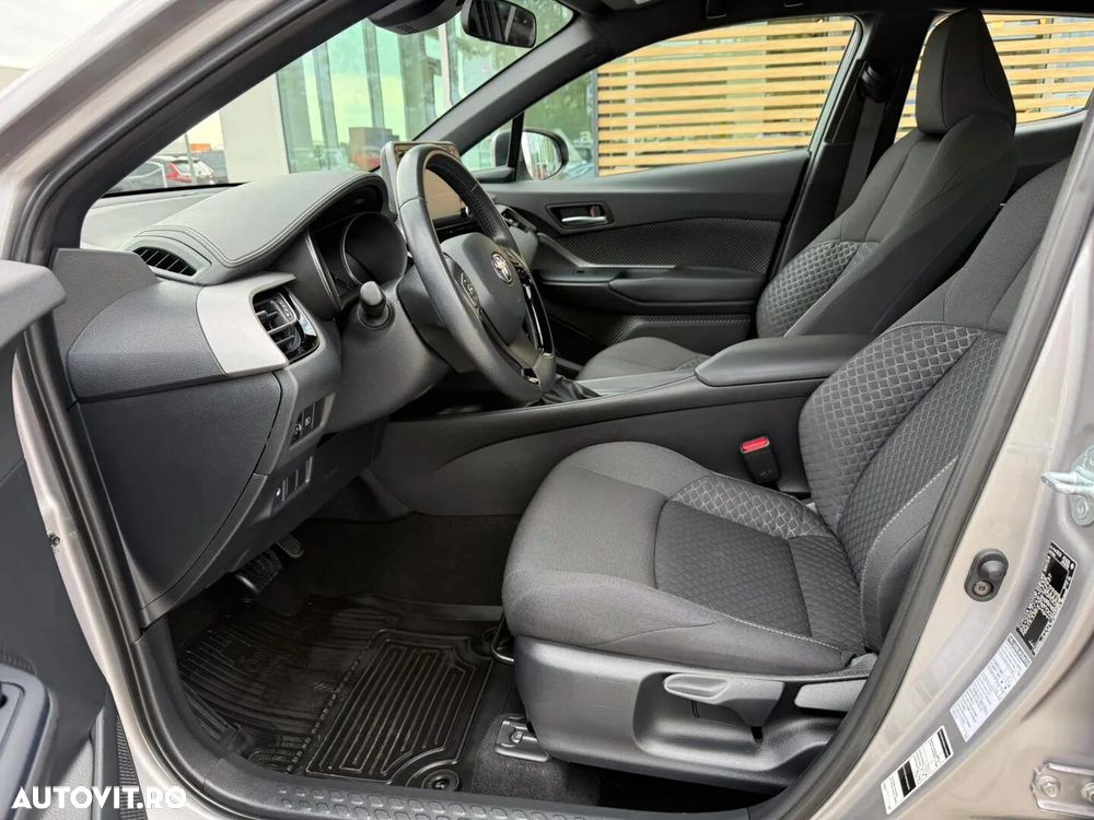 Toyota C-HR 1.8 HSD 122 CP 4x2 CVT Core - 14