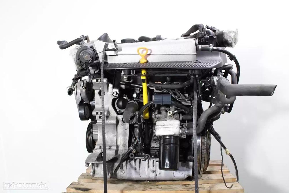 MOTOR COMPLETO AUDI A3 1997 -AGU - 2