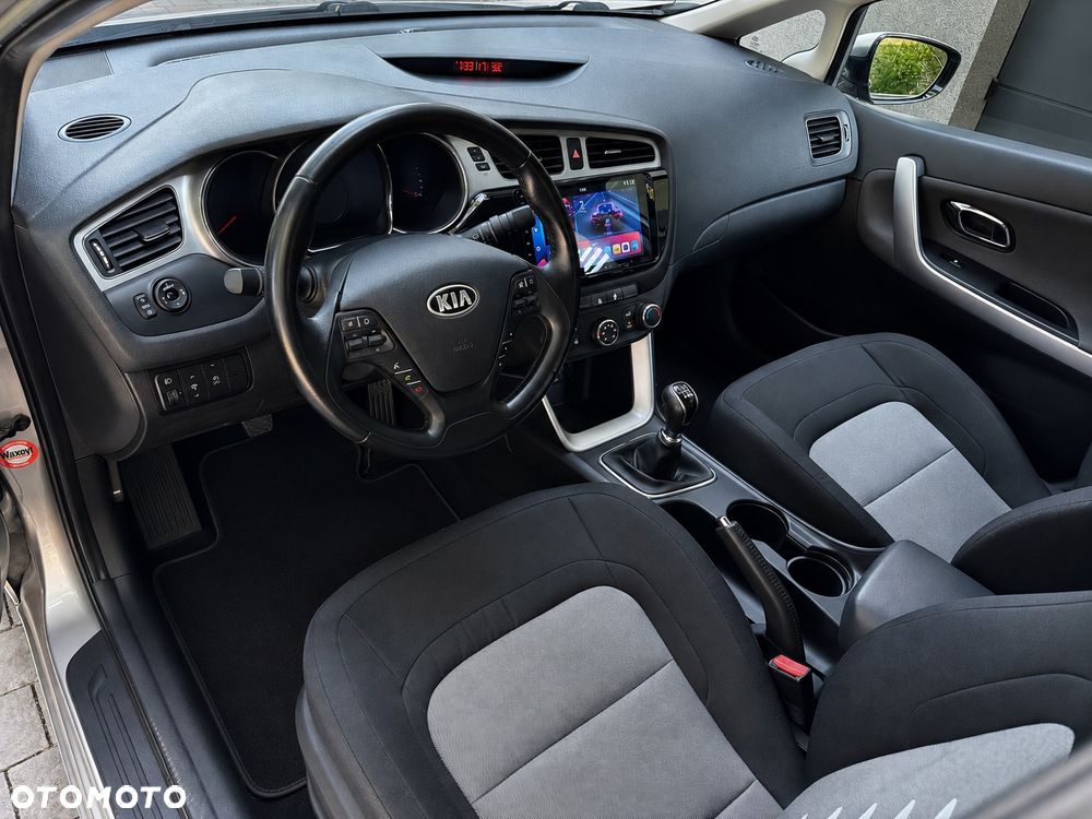 Kia Ceed 1.6 GDI Business Line - 28