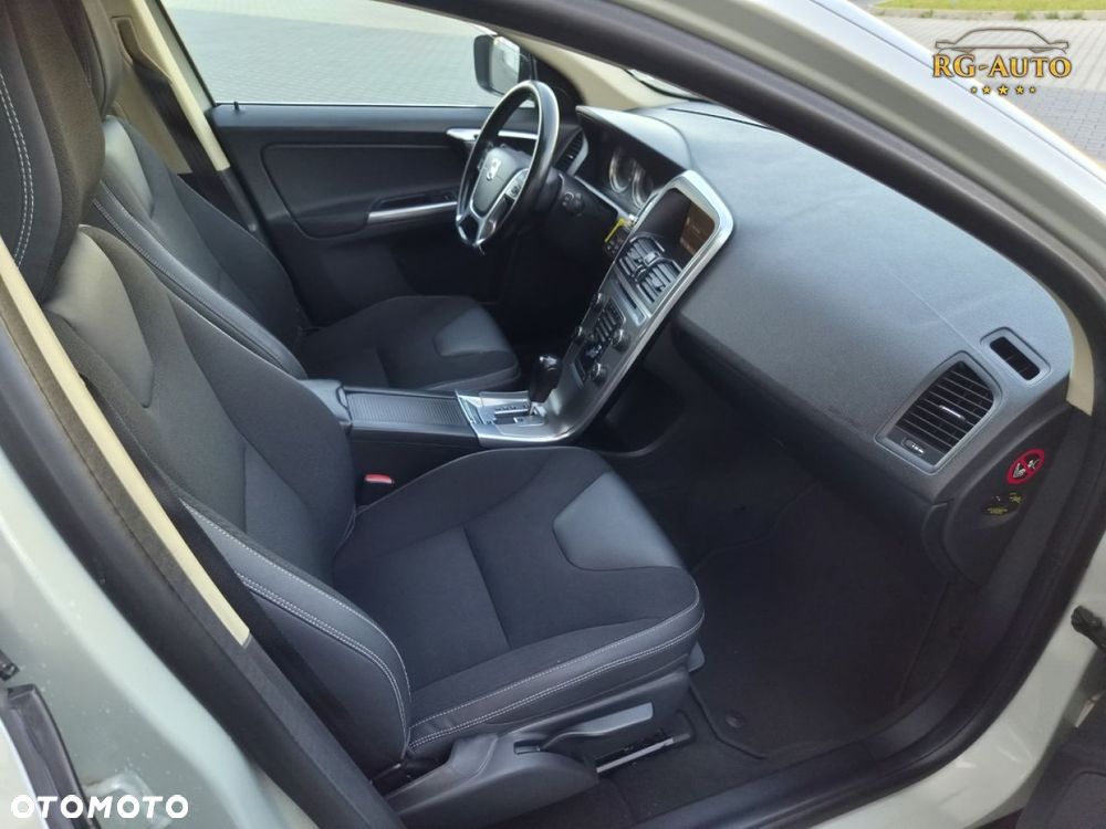 Volvo XC 60 - 26