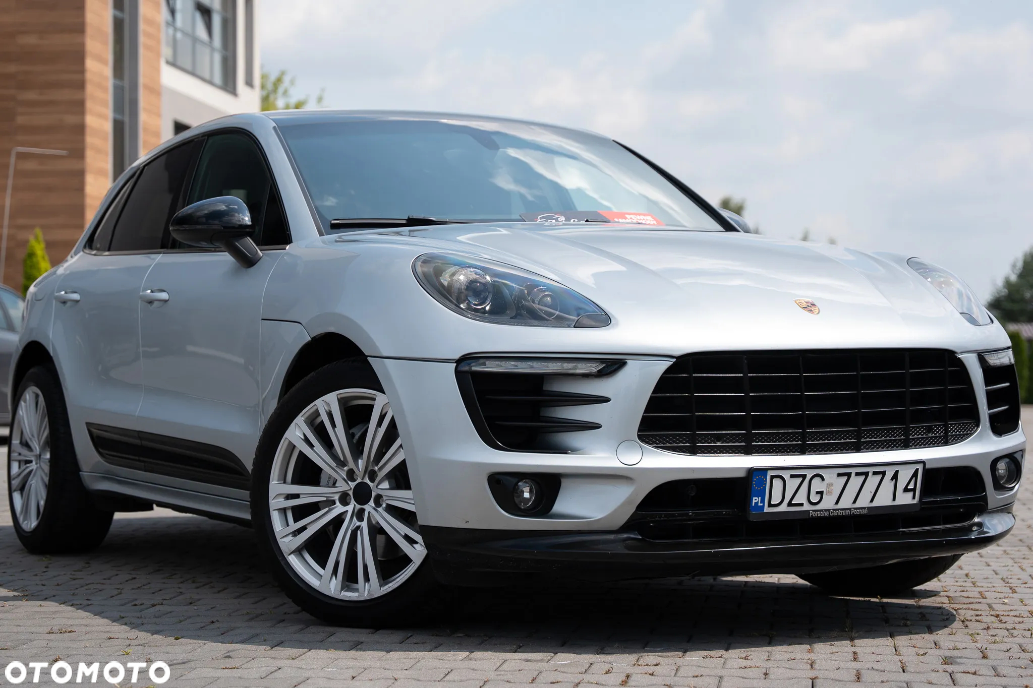 Porsche Macan S - 5