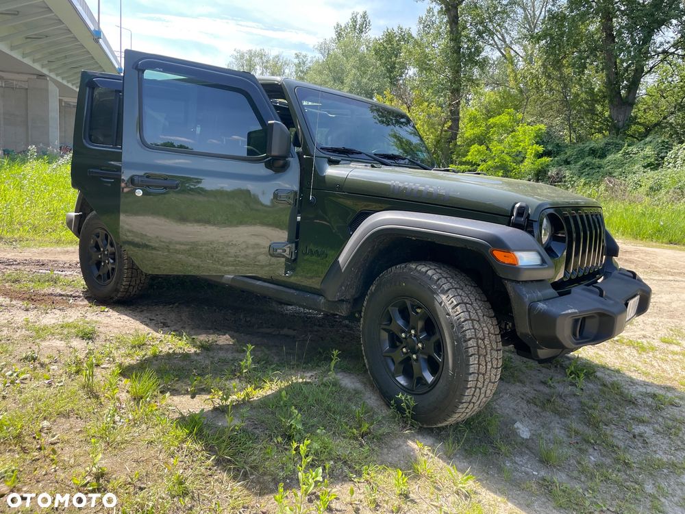 Jeep Wrangler - 11