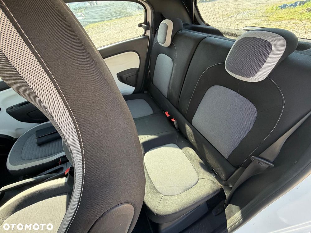 Renault Twingo SCe 75 INTENS - 12