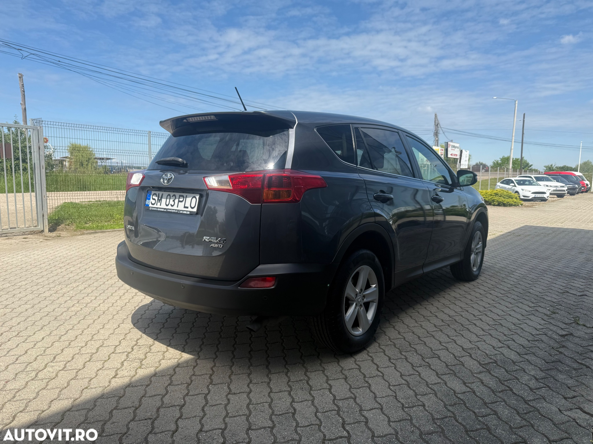 Toyota RAV4 2.2 D-4CAT 4WD Aut Luxury - 6