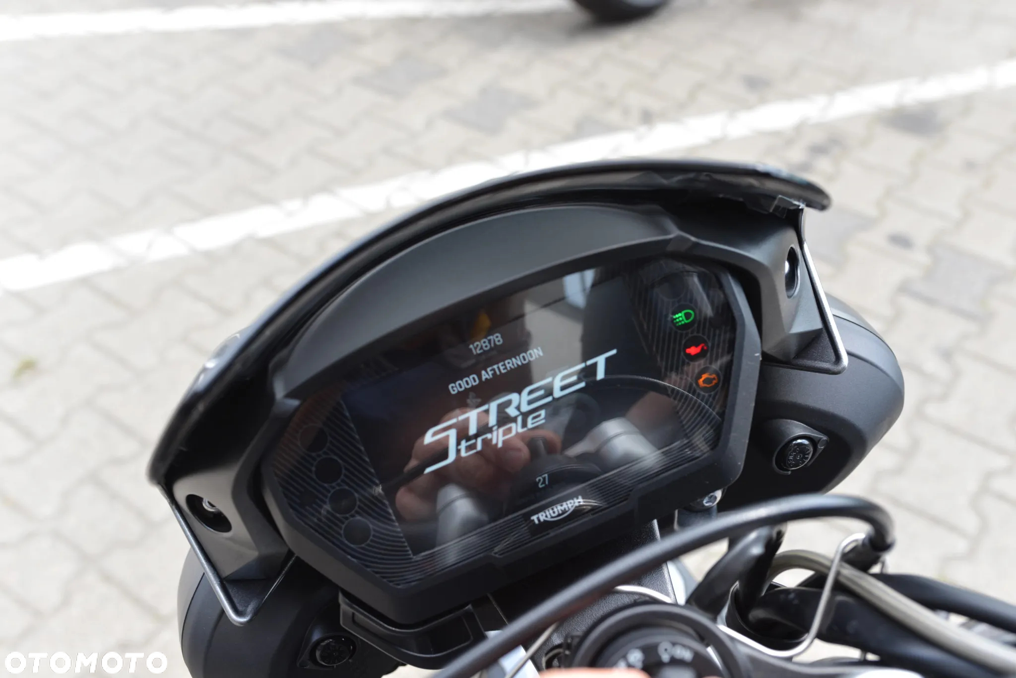 Triumph Street Triple - 15