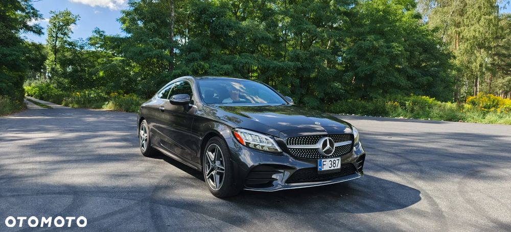 Mercedes-Benz Klasa C 300 4MATIC 9G-TRONIC - 18