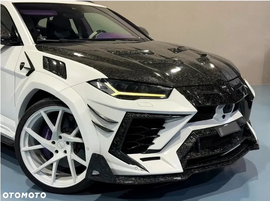 Lamborghini Urus - 9