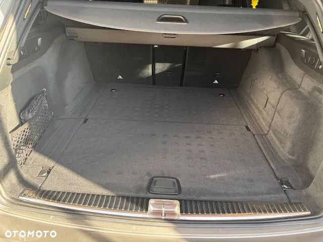 Mercedes-Benz Klasa E 220 d 4-Matic Business Edition - 15