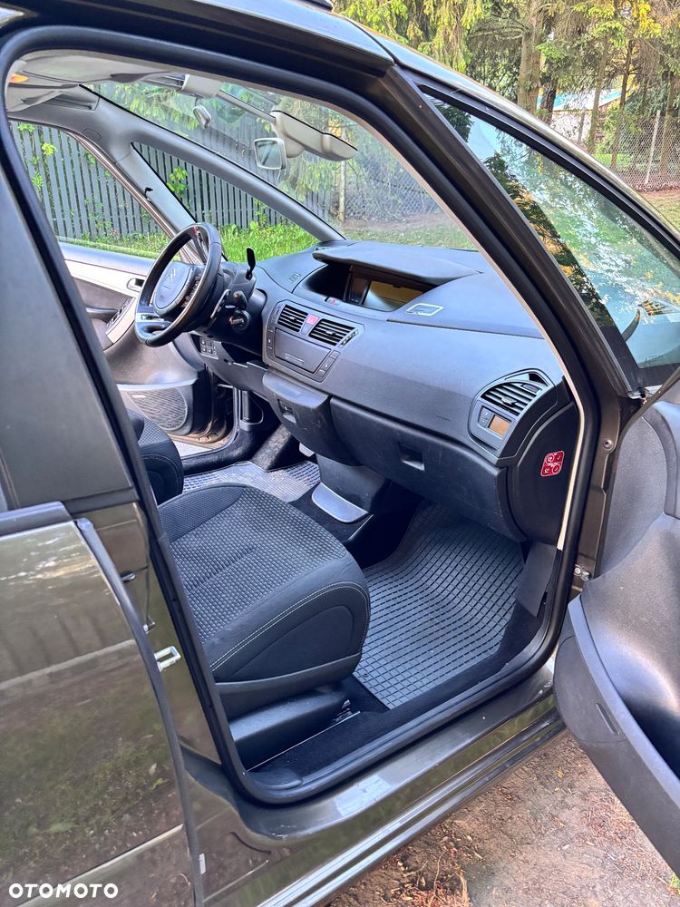 Citroën C4 Picasso - 24