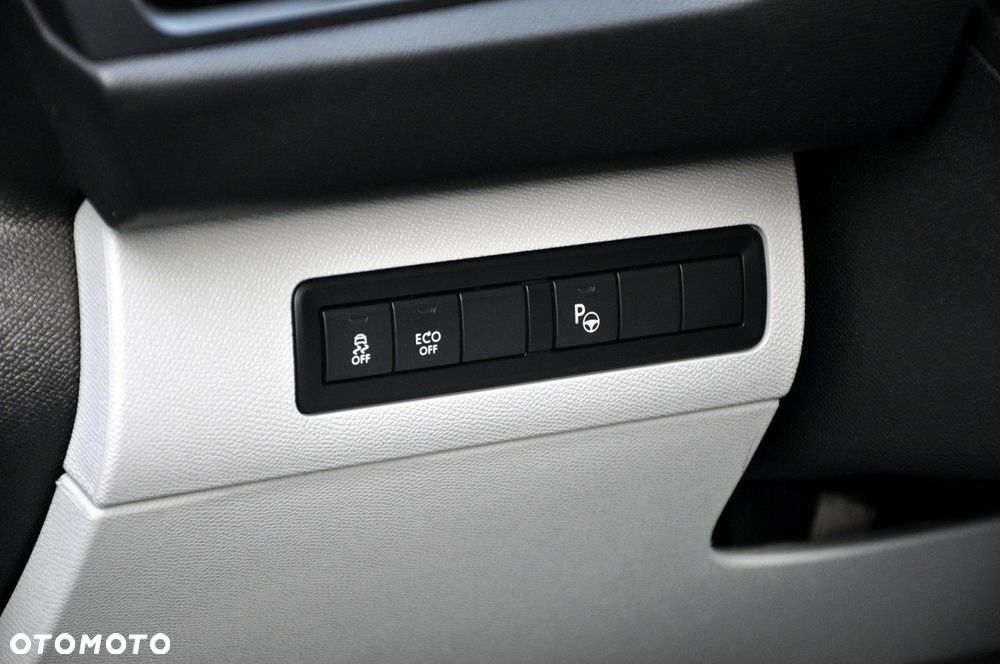 Peugeot 308 - 35