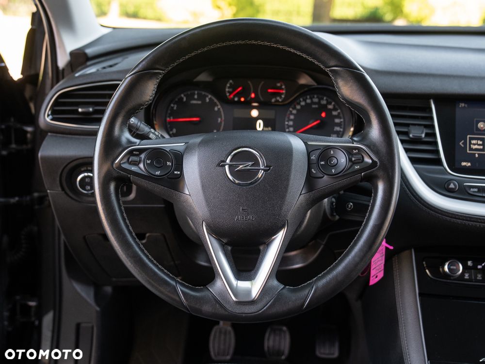 Opel Grandland X 1.2 Start/Stop Business Edition - 30