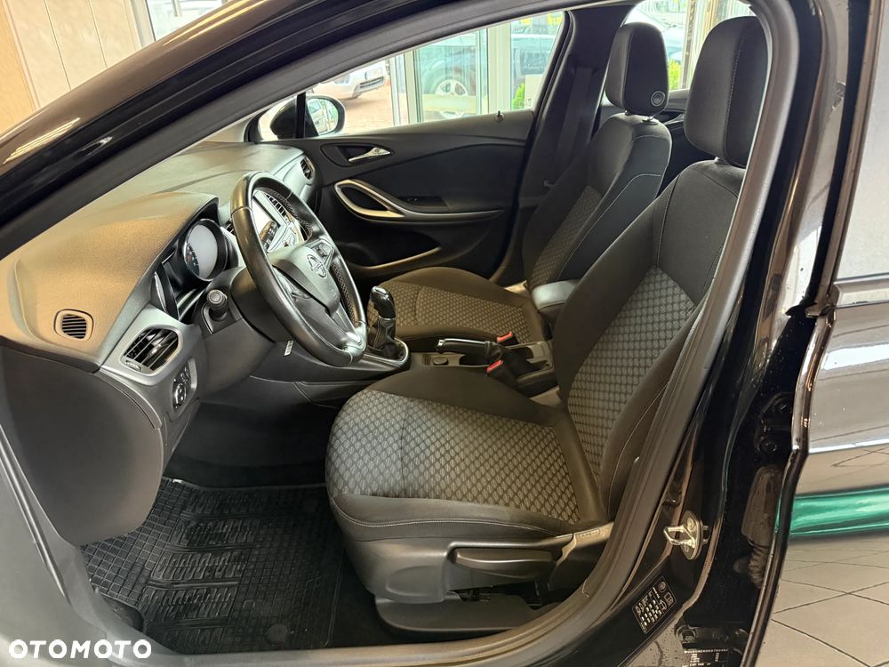 Opel Astra - 9