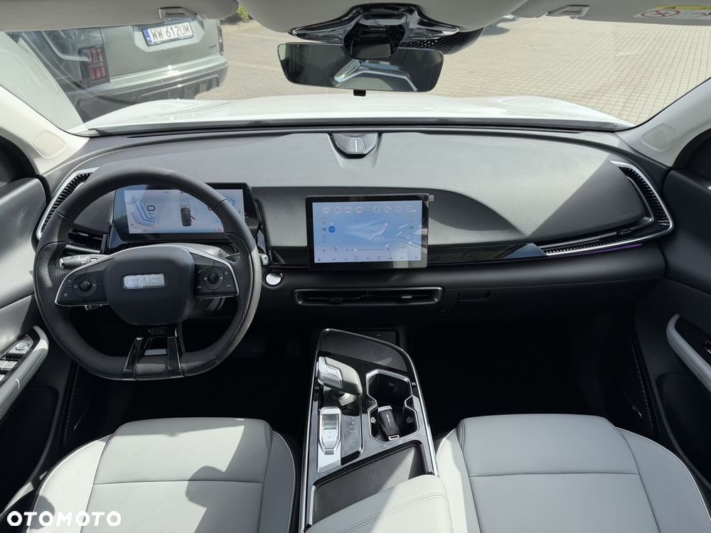 BAIC 5 Beijing 1.5T Business DCT - 18