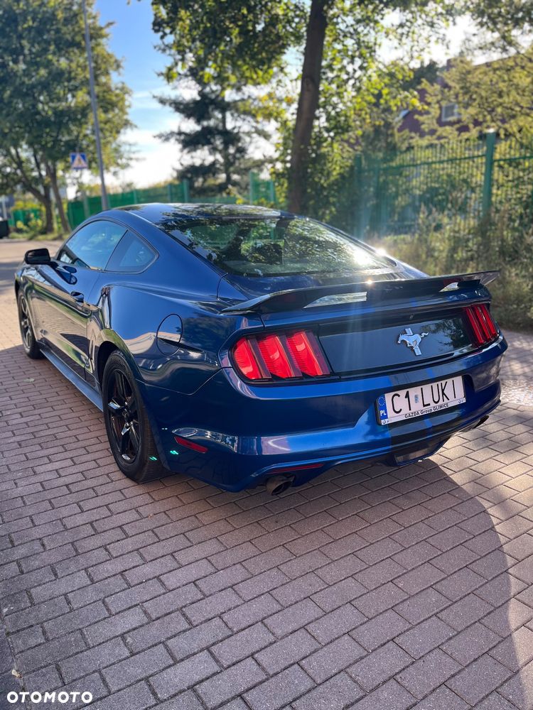 Ford Mustang - 5