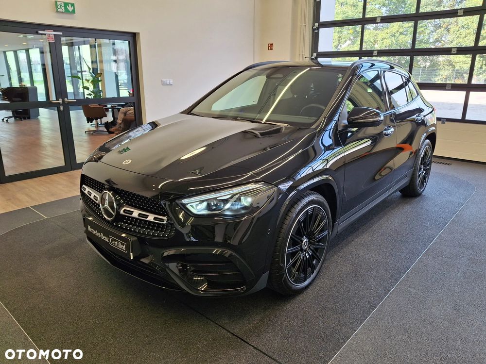 Mercedes-Benz GLA 200 AMG Line