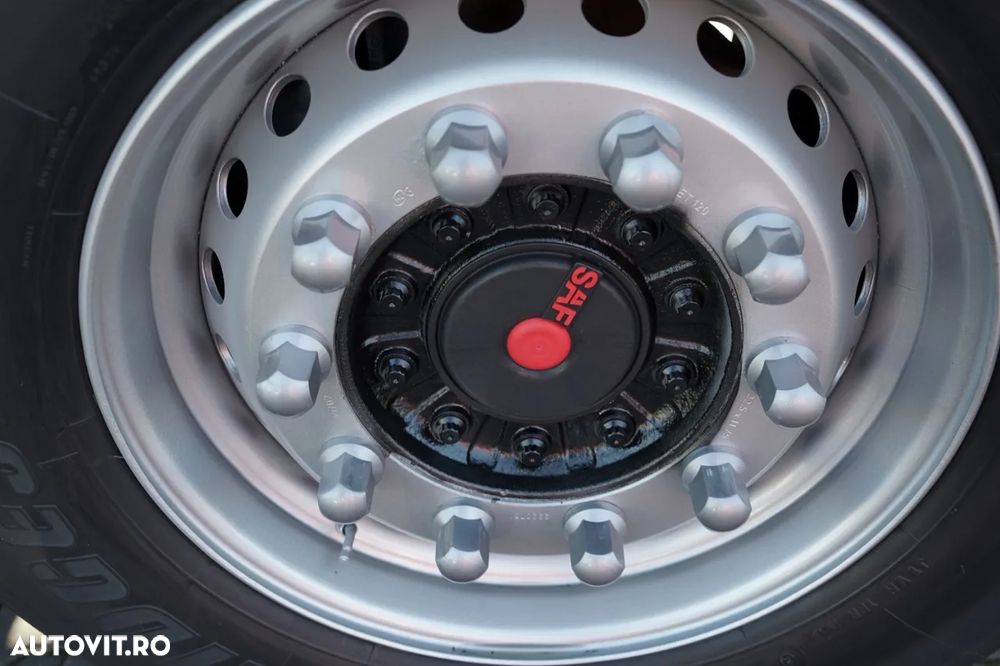 Wielton CORTINĂ STANDARD WIELTON / ACOPERIȘ LVT / SISTEM BDE - STALPINI CULISANTI / AXĂ RIDICABILĂ / PUȚIN FOLOSIT - 27