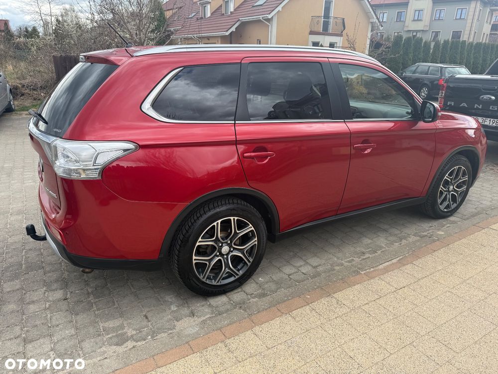 Mitsubishi Outlander 2.2 DID Intense + 4WD - 3