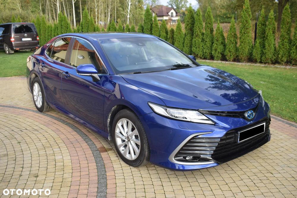 Toyota Camry 2.5 Hybrid Comfort CVT - 1