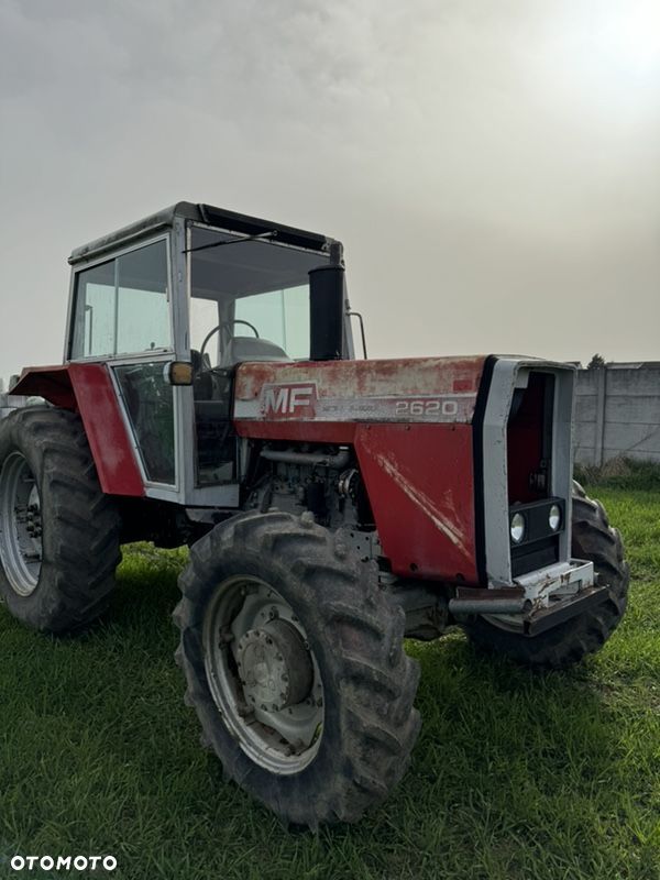 Massey Ferguson 2620 - 5