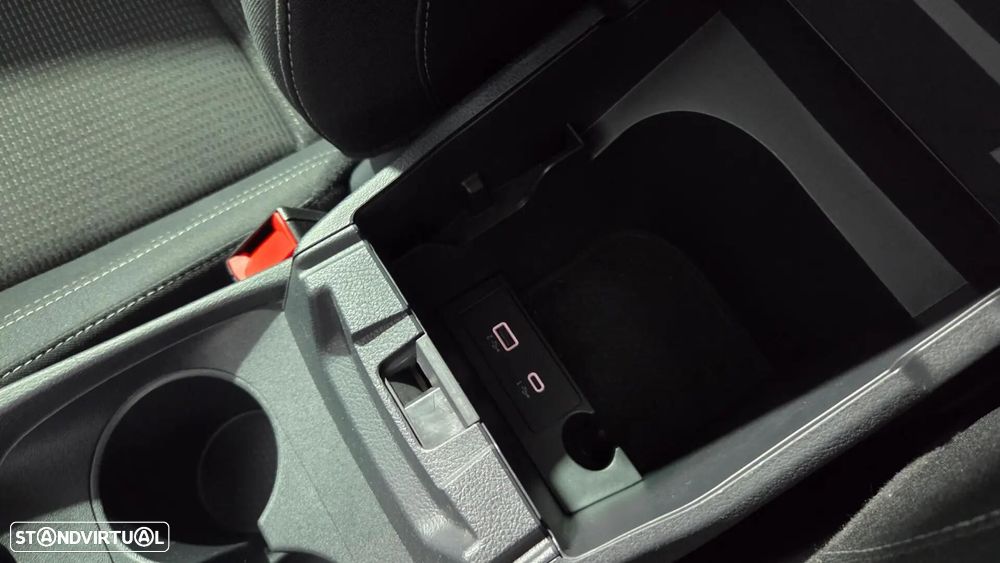 Nissan Qashqai 1.3 DIG-T MHEV Xtronic Tekna - 32