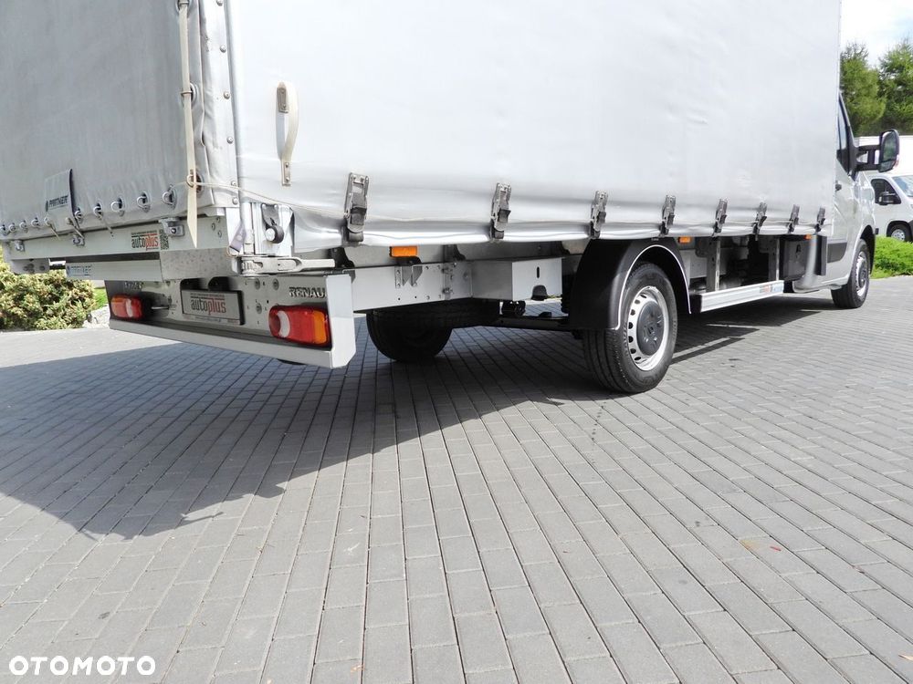 Renault MASTER PLANDEKA 10 PALET TEMPOMAT NAWIGACJA LEDY PNEUMATYKA KLIMATYZACJA  165KM - 25